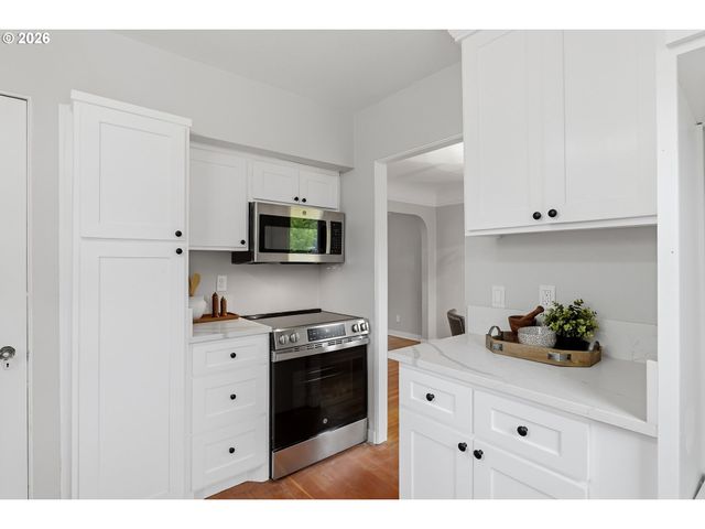 5714 Se 22ND Ave, Portland, OR 97202