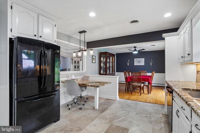 2380 WINDING RD, Quakertown, PA 18951