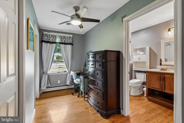 2380 WINDING RD, Quakertown, PA 18951