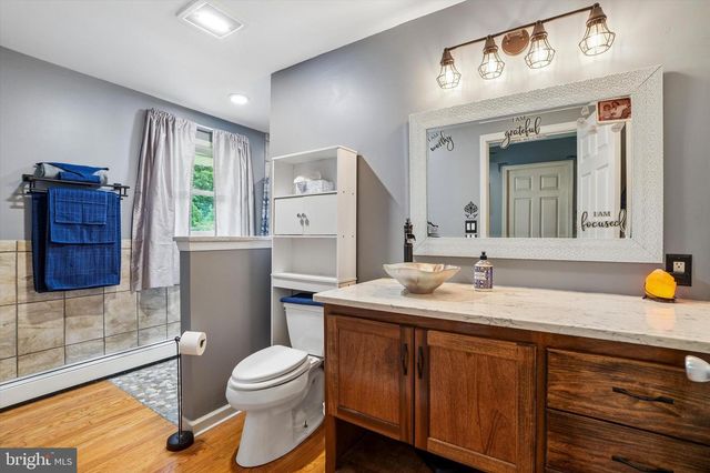 2380 WINDING RD, Quakertown, PA 18951