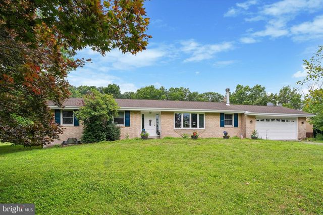 2380 WINDING RD, Quakertown, PA 18951