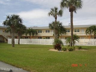 7801 Ridgewood Avenue 7, Cape Canaveral, FL 32920