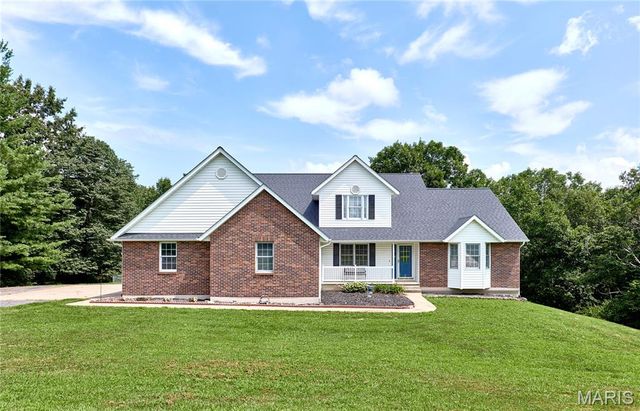 301 Country View Drive, Winfield, MO 63389