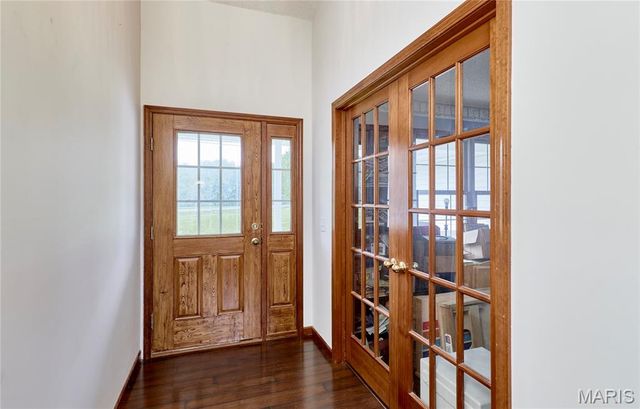 301 Country View Drive, Winfield, MO 63389