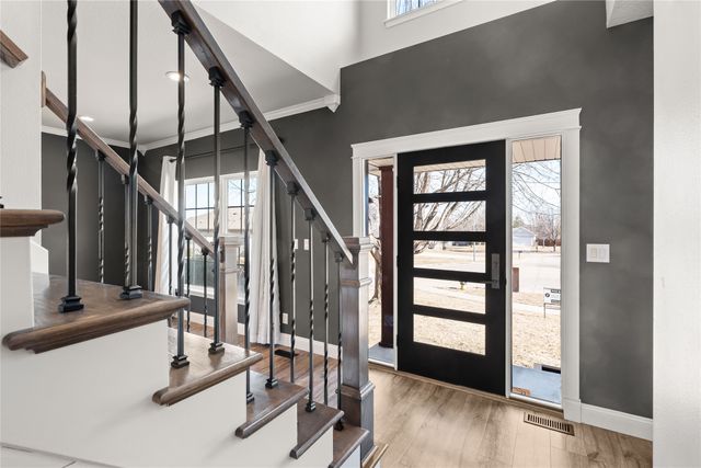 1001 SE Crawford Court, Ankeny, IA 50021