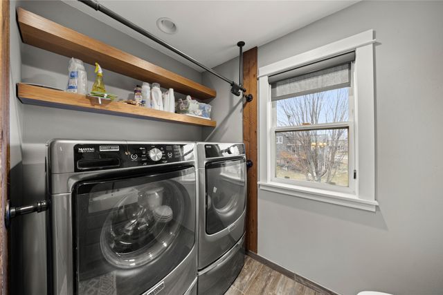 1001 SE Crawford Court, Ankeny, IA 50021