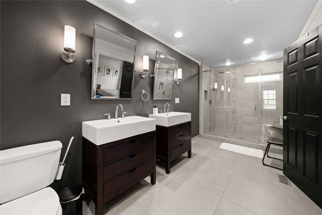 1001 SE Crawford Court, Ankeny, IA 50021