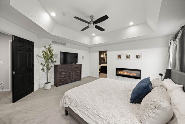 1001 SE Crawford Court, Ankeny, IA 50021