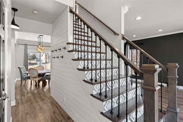 1001 SE Crawford Court, Ankeny, IA 50021