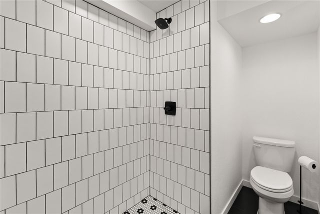 1001 SE Crawford Court, Ankeny, IA 50021