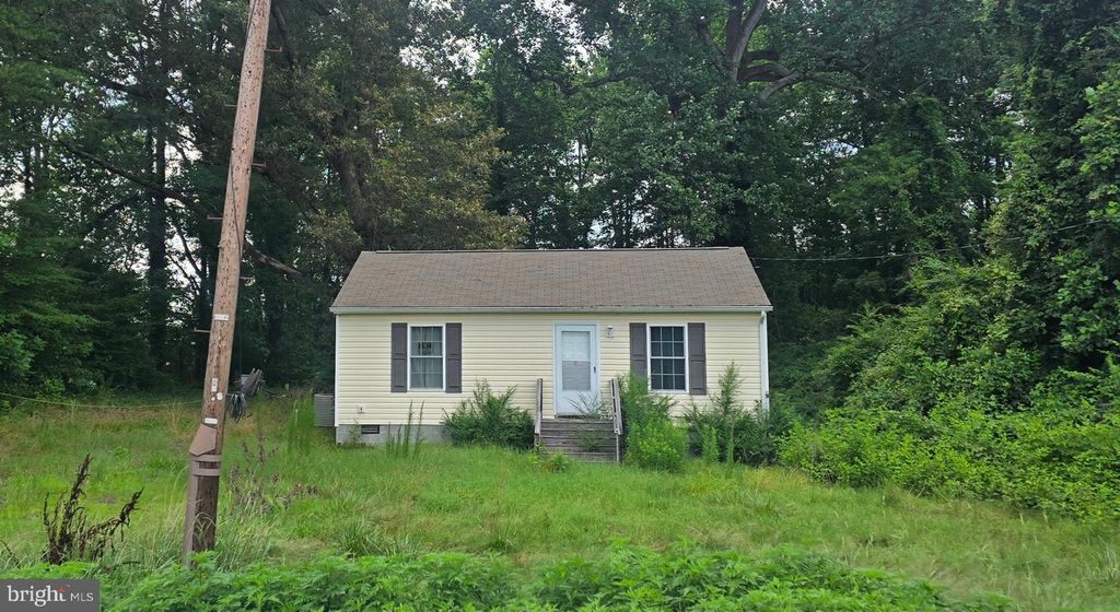 7560 HISTORY LAND HWY, Farnham, VA 22460