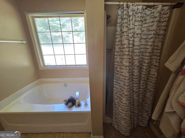 125 Ridgefield Circle, Lagrange, GA 30241