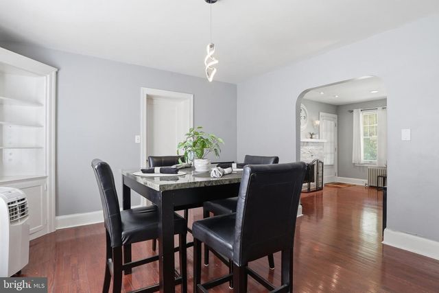 69 S MAIN ST, Stewartstown, PA 17363