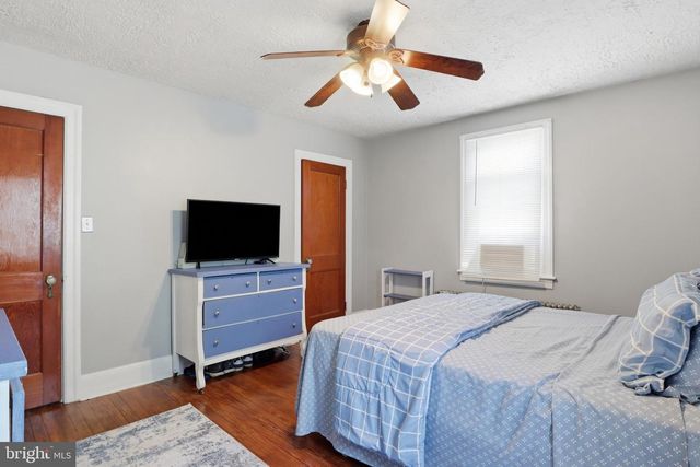 69 S MAIN ST, Stewartstown, PA 17363