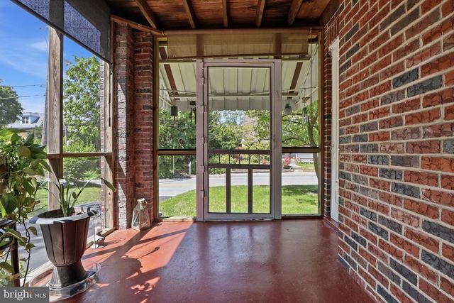 69 S MAIN ST, Stewartstown, PA 17363