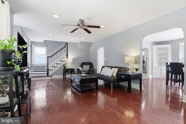 69 S MAIN ST, Stewartstown, PA 17363