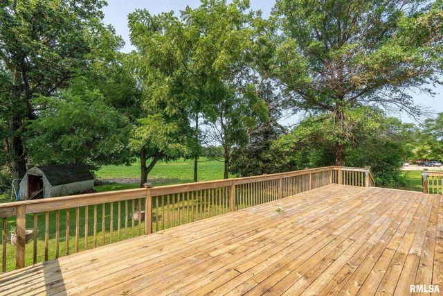 1527 11TH Street, Dewitt, IA 52742