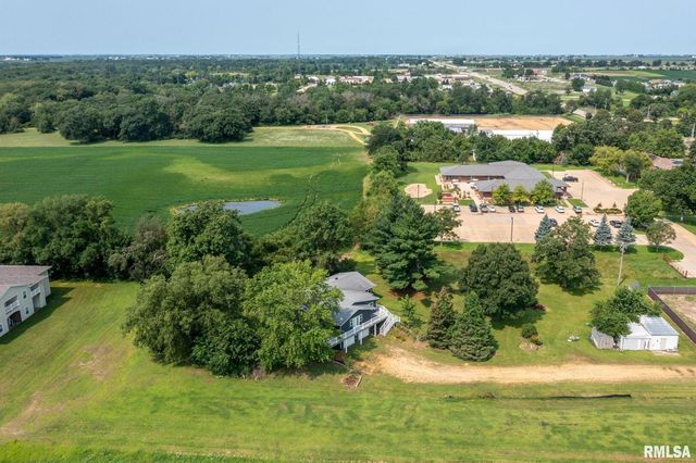 1527 11TH Street, Dewitt, IA 52742