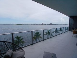 700 NE 24th St 204-A, Miami, FL 33137