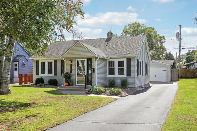 5101 50th Avenue N, Crystal, MN 55429
