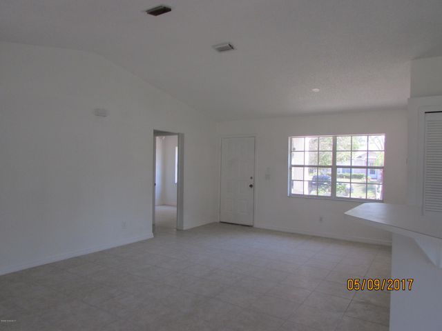 407 Delmonico Street NE, Palm Bay, FL 32907