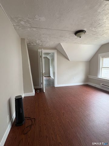 56 N First Street 3, Meriden, CT 06451