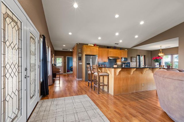 13555 Jessica Way, Browns Valley, CA 95918
