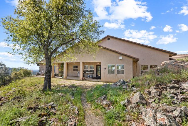13555 Jessica Way, Browns Valley, CA 95918