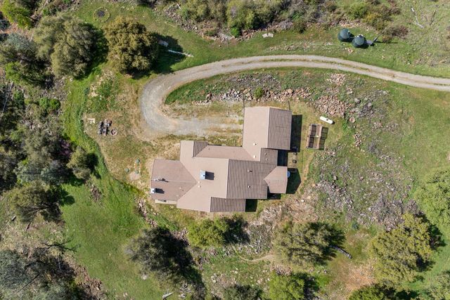 13555 Jessica Way, Browns Valley, CA 95918