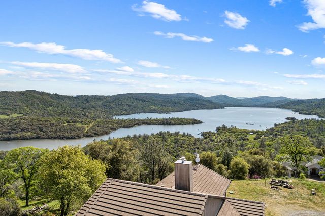 13555 Jessica Way, Browns Valley, CA 95918
