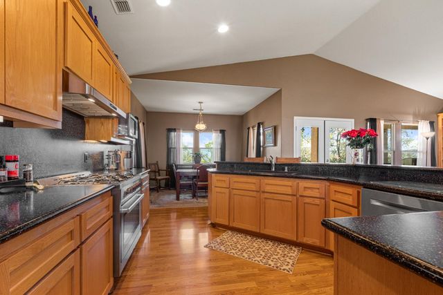 13555 Jessica Way, Browns Valley, CA 95918