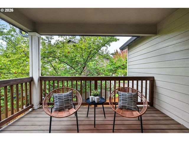 17000 Nw GABLES CREEK Ln, Beaverton, OR 97006