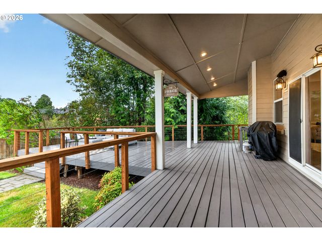17000 Nw GABLES CREEK Ln, Beaverton, OR 97006