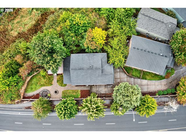 17000 Nw GABLES CREEK Ln, Beaverton, OR 97006