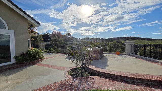 8 Miranda, Irvine, CA 92603