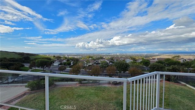 8 Miranda, Irvine, CA 92603