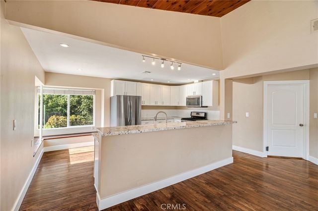 4535 Avocado Boulevard, La Mesa, CA 91941