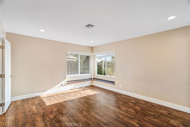 4535 Avocado Boulevard, La Mesa, CA 91941