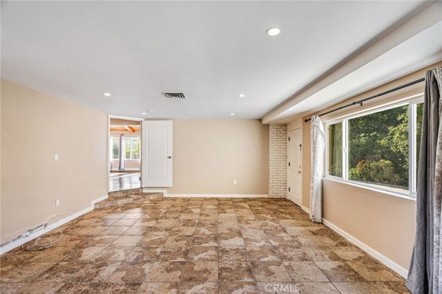 4535 Avocado Boulevard, La Mesa, CA 91941