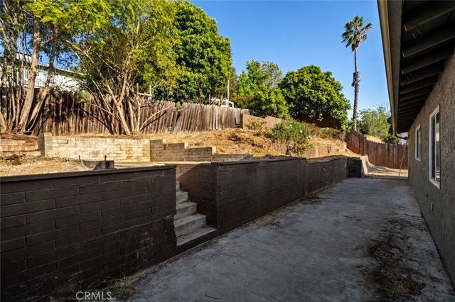 4535 Avocado Boulevard, La Mesa, CA 91941