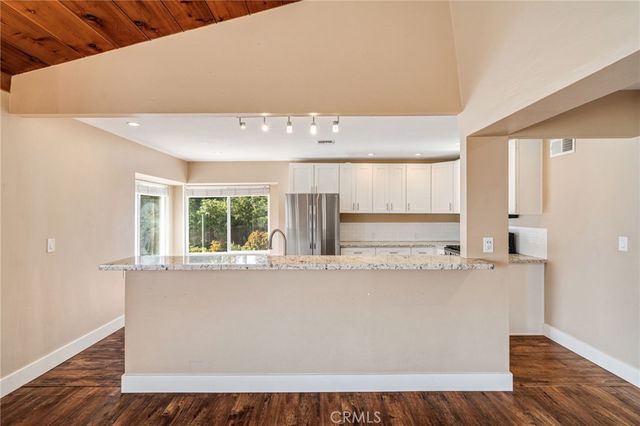 4535 Avocado Boulevard, La Mesa, CA 91941