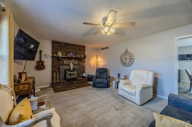 1618 Finn Drive, Lebanon, MO 65536