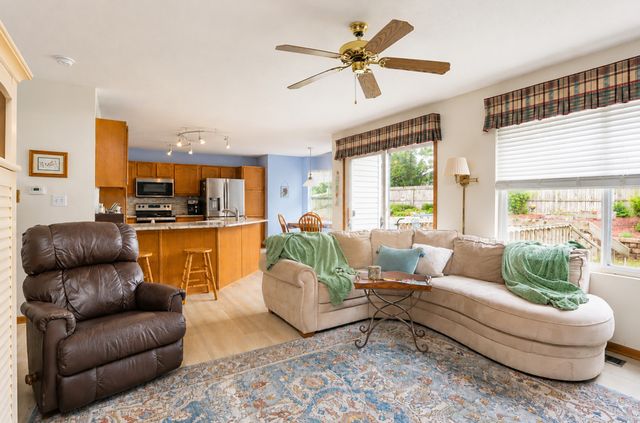 5091 Plumwood Drive, West Des Moines, IA 50265