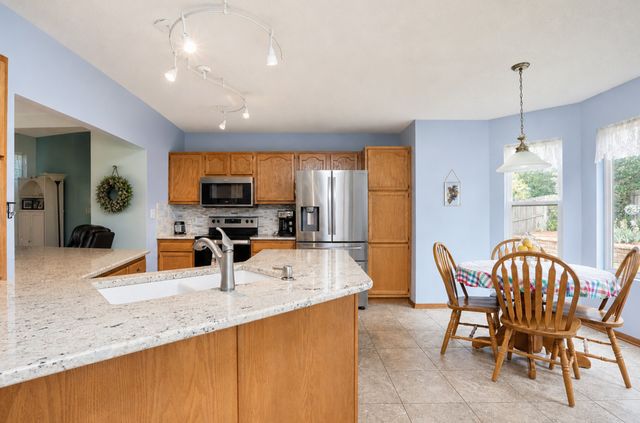 5091 Plumwood Drive, West Des Moines, IA 50265