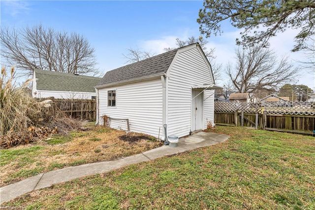 8546 Old Ocean View RD, Norfolk, VA 23503