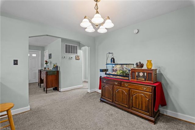 8546 Old Ocean View RD, Norfolk, VA 23503