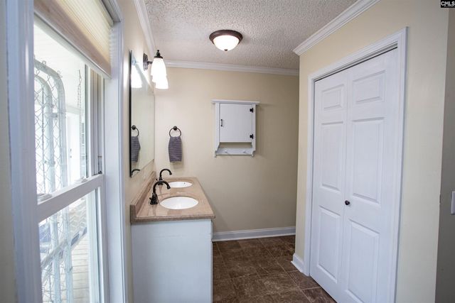 1640 Lawhorn Road, Cassatt, SC 29032