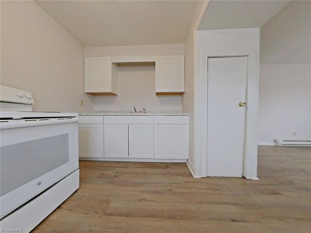 917 Richland Street B, High Point, NC 27260