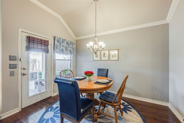 15625 Gatehouse Drive, Fort Worth, TX 76262