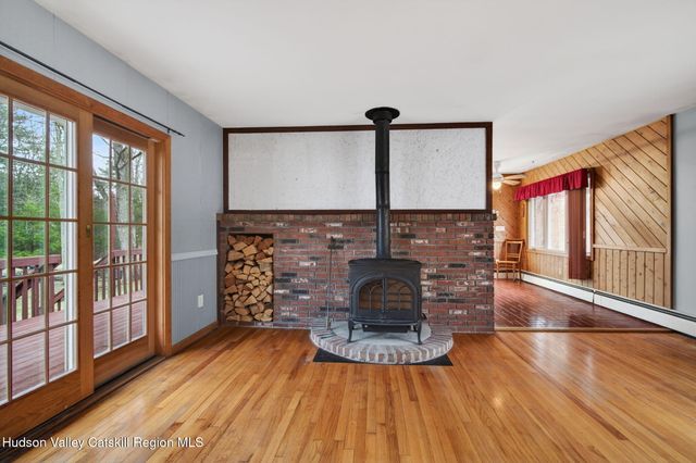 47 Meyers Road, Kingston, NY 12401